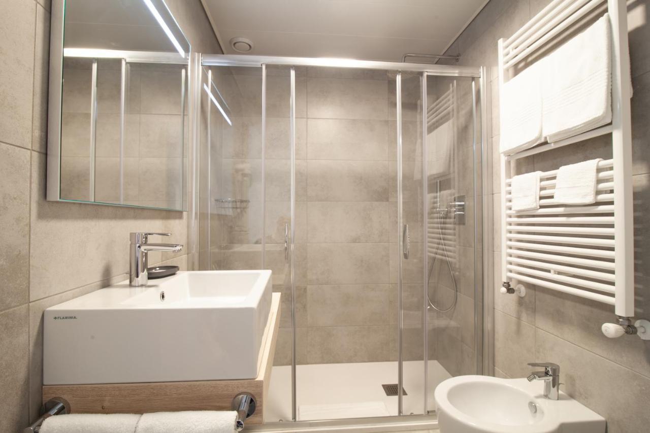 Hotel Albergo Milano Мендрісіо Екстер'єр фото