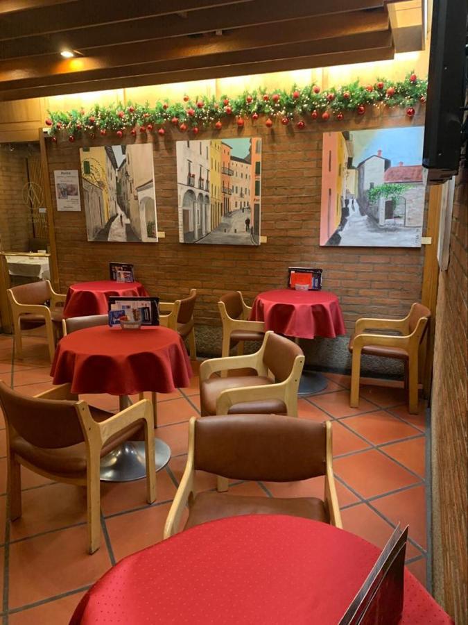 Hotel Albergo Milano Мендрісіо Екстер'єр фото